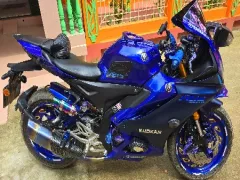 R15 V4 Racing Blue